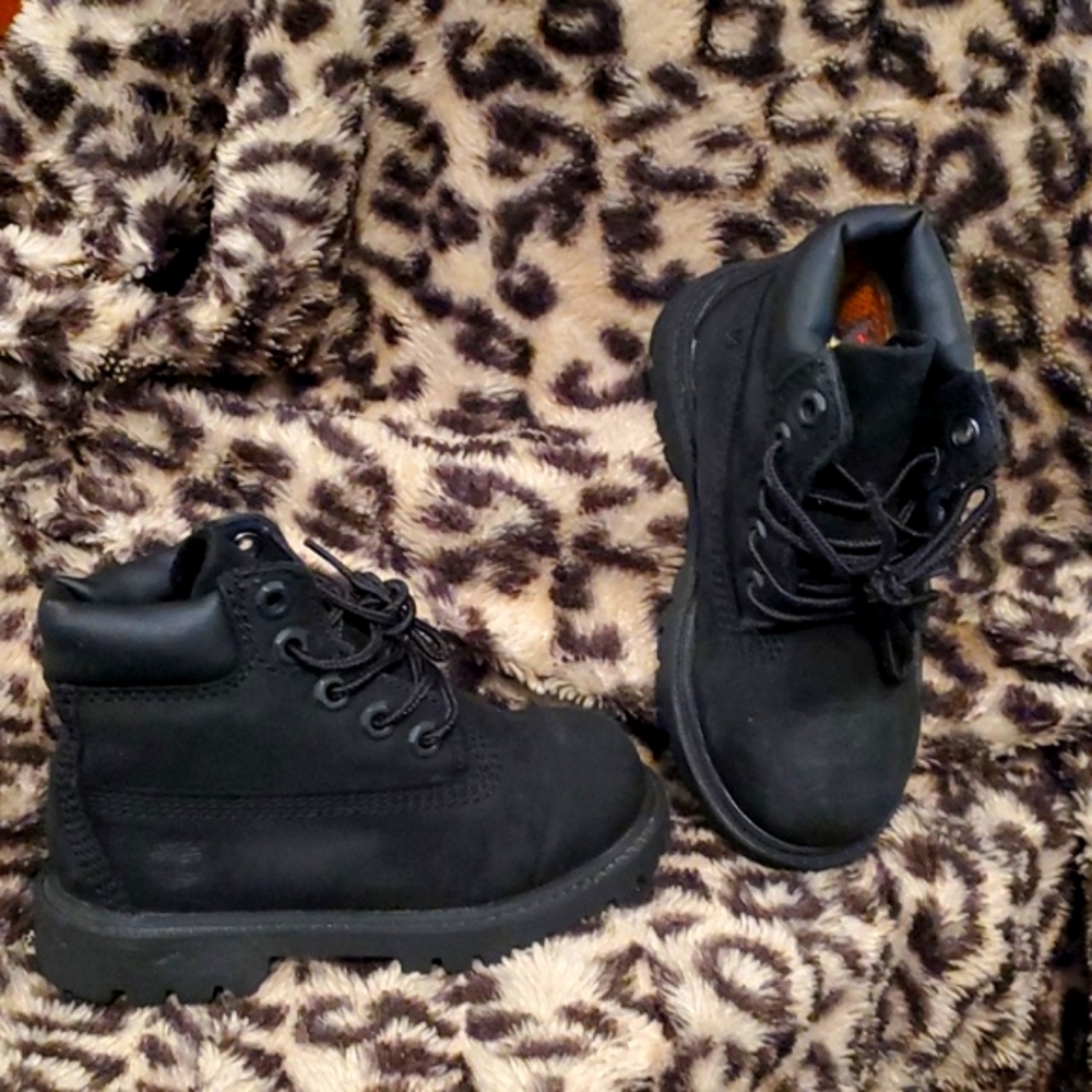 Timberland Toddler Size 8 Black Boots! Great for Winter!